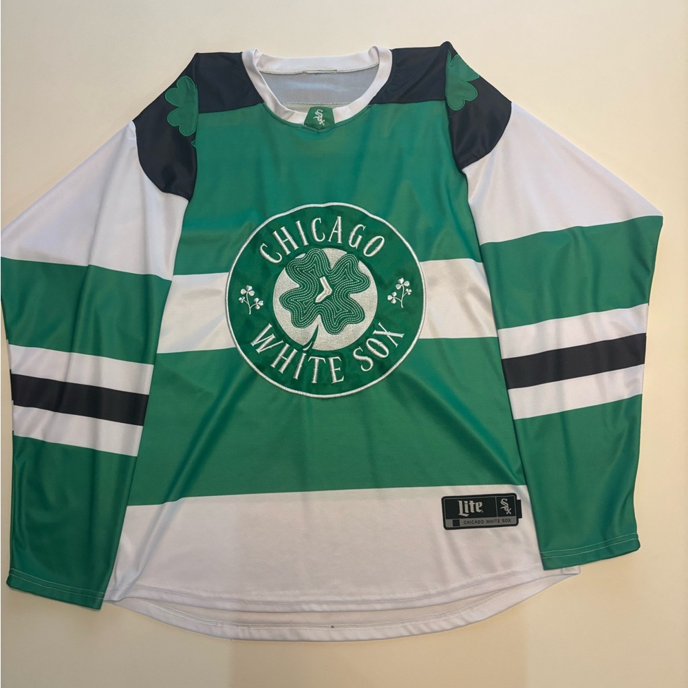 Chicago White Sox Green and White Jersey
